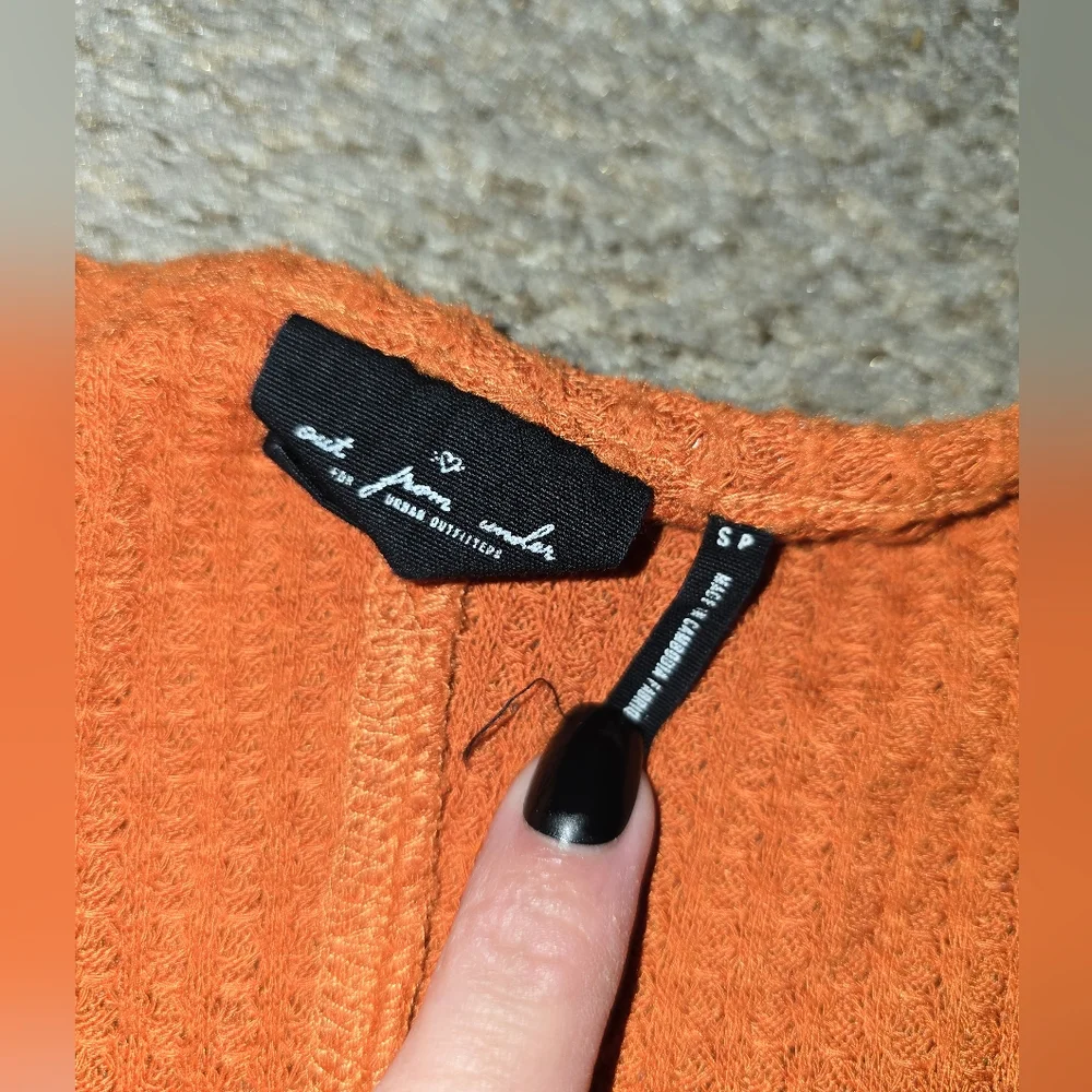 Urban Outfitters Burnt Orange Knit Top - Picture 4 of 4